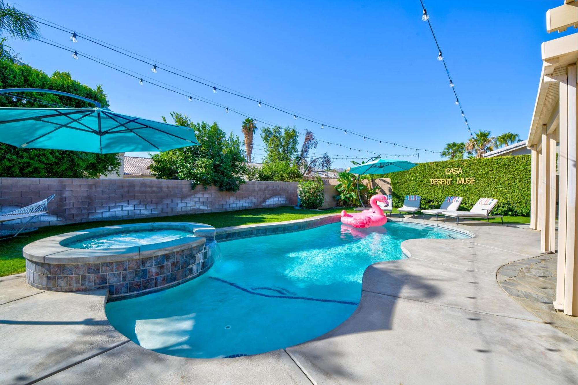 Hébergement de vacances Casa Desert Muse With Heated Pool Firepit Mini Golf And Games *