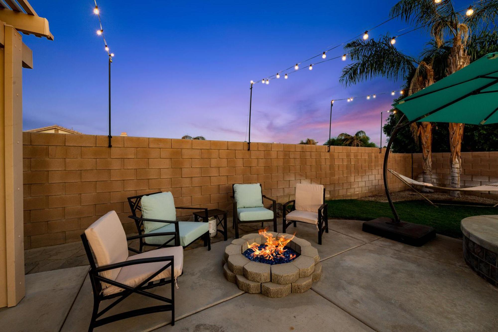 Casa Desert Muse With Heated Pool Firepit Mini Golf And Games Hébergement de vacances *